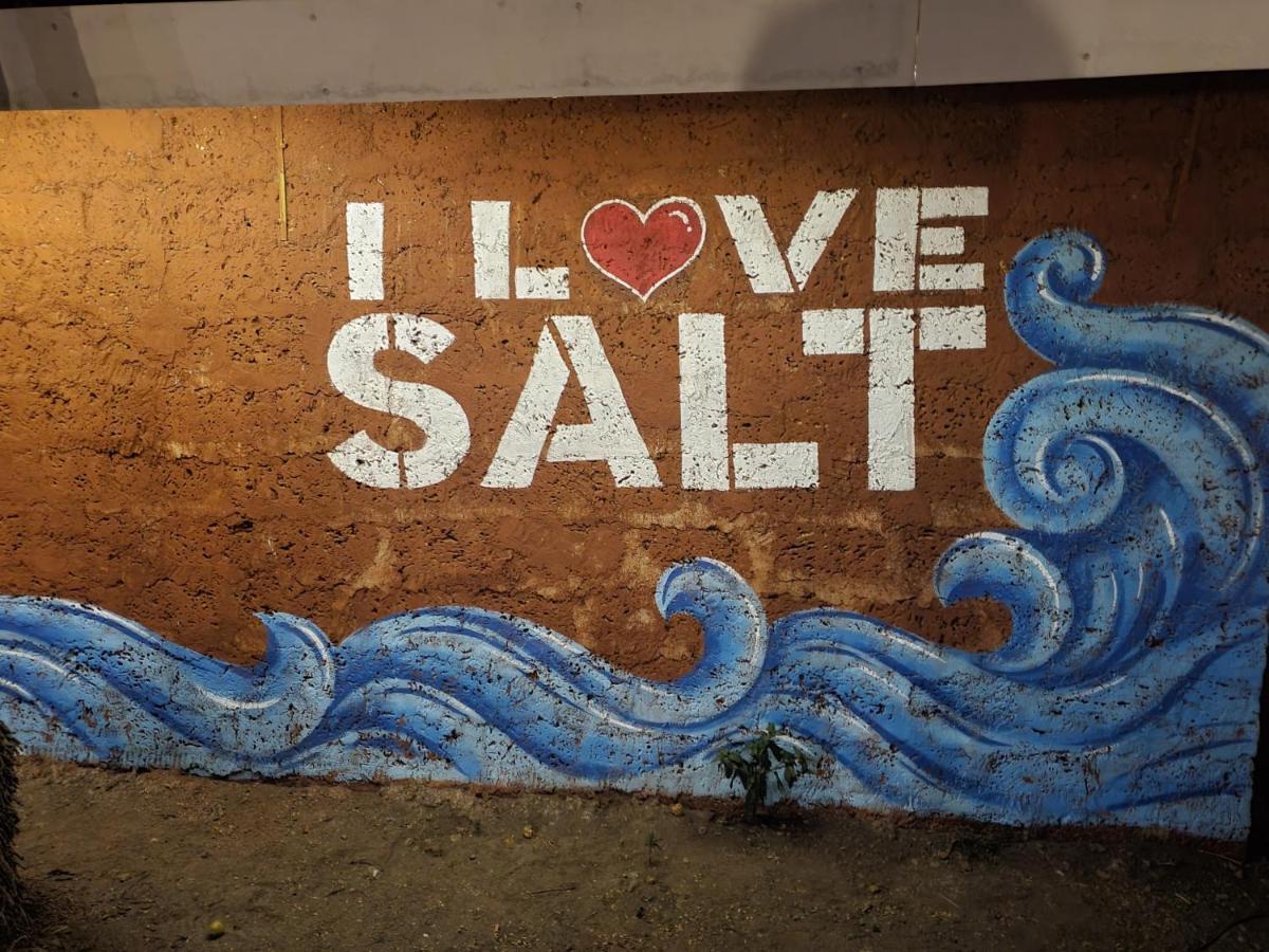 Salt Water Resort Dāpoli Esterno foto