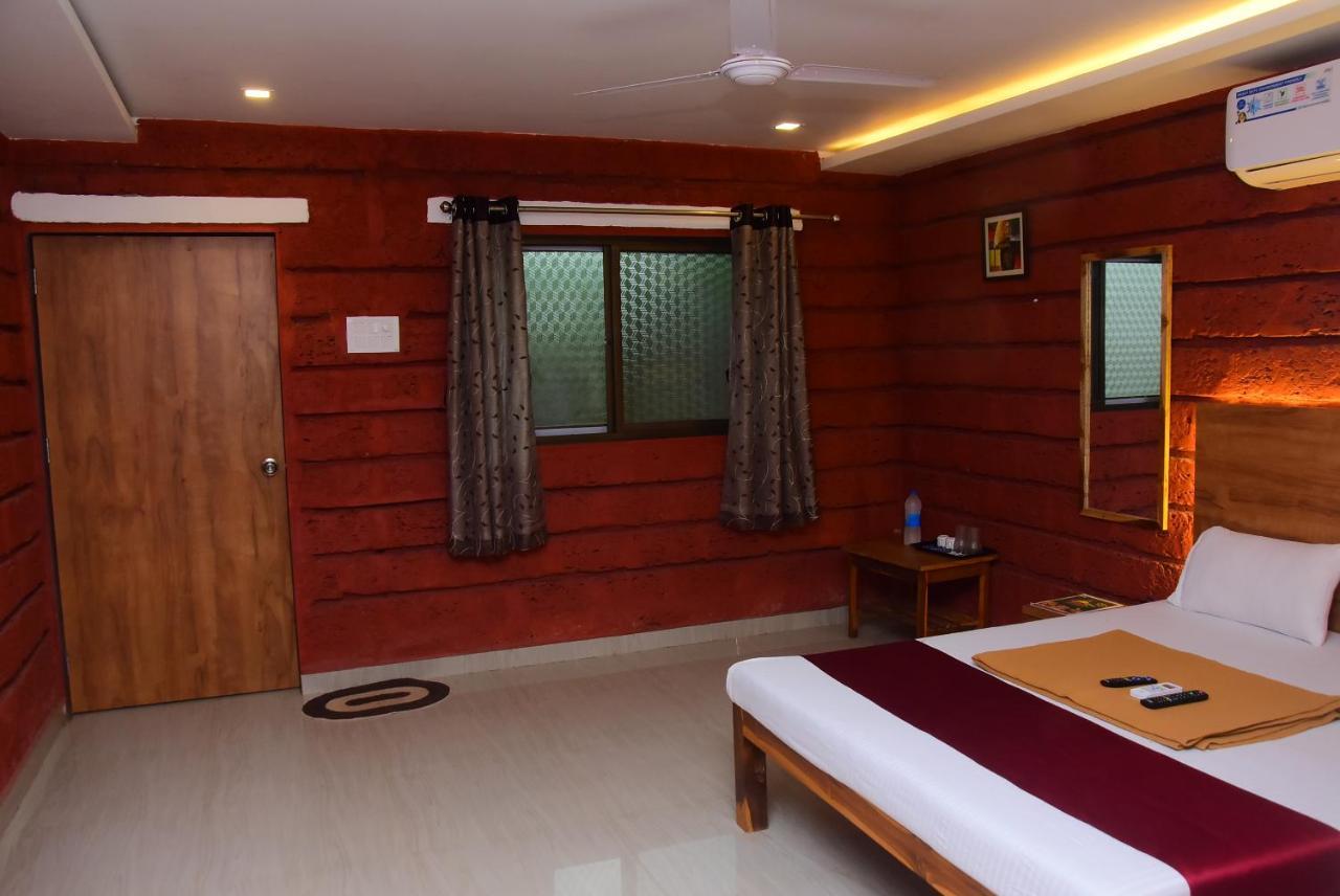 Salt Water Resort Dāpoli Esterno foto